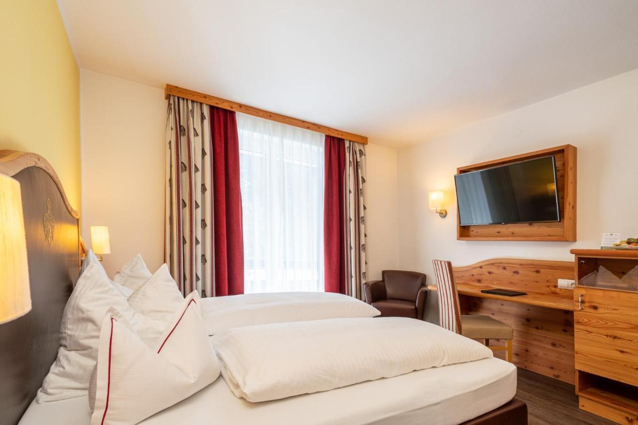 Trattlerhof Hotel 4*